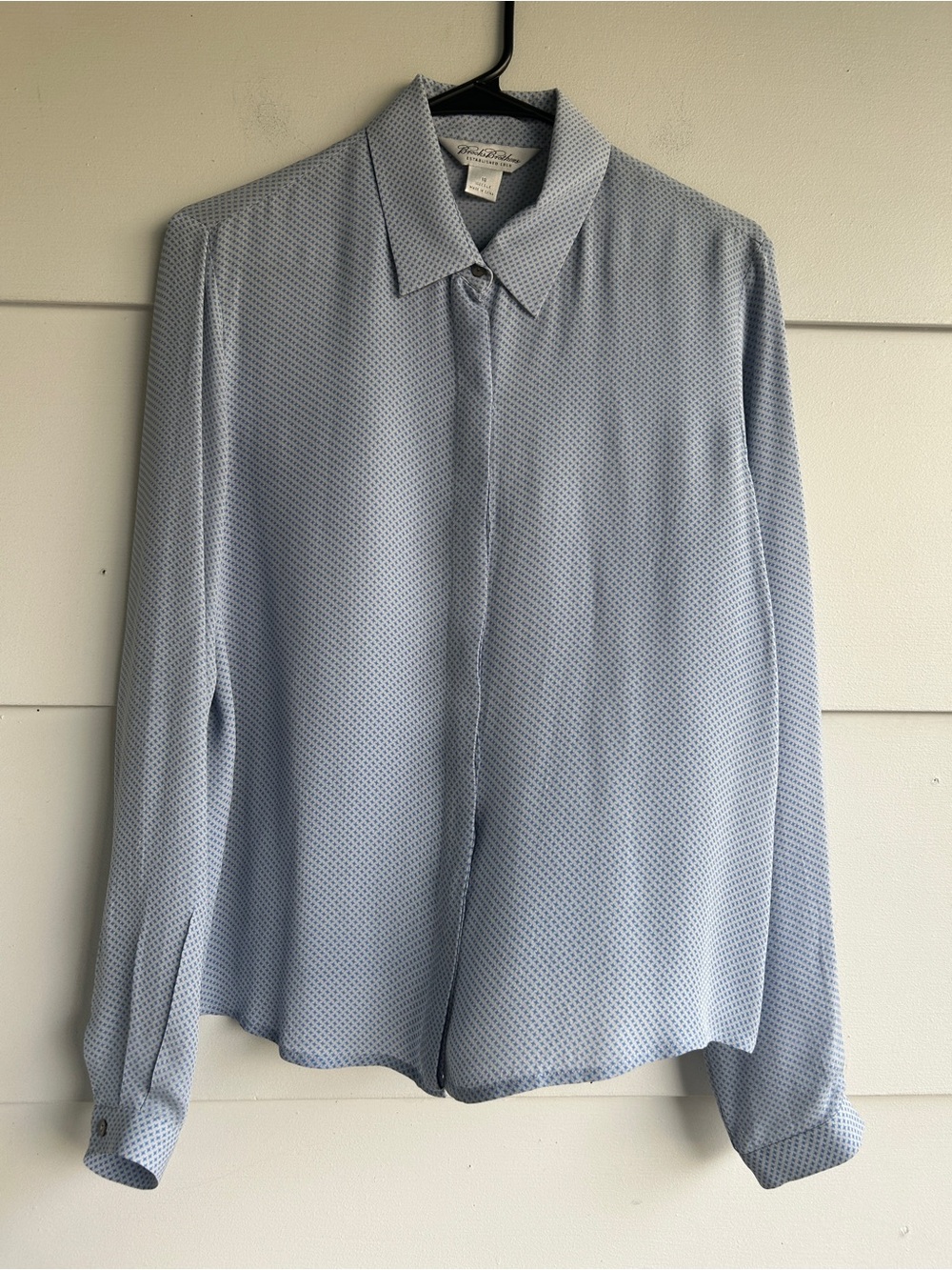 BROOKS BROTHERS 100% Silk Button Down Blouse - Blue 10